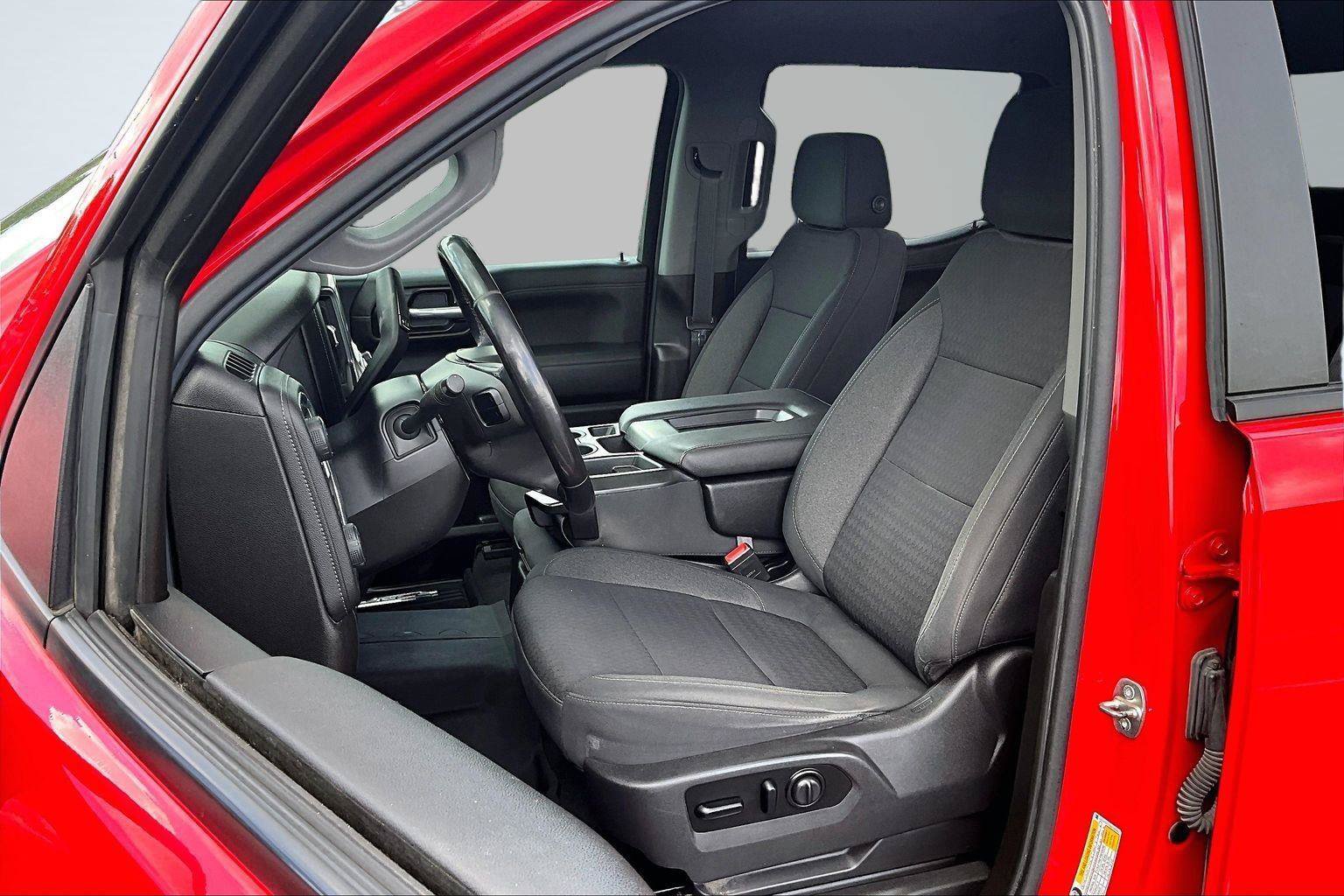 Used 2021 Chevrolet Silverado 1500 RST AWD/4WD image 26