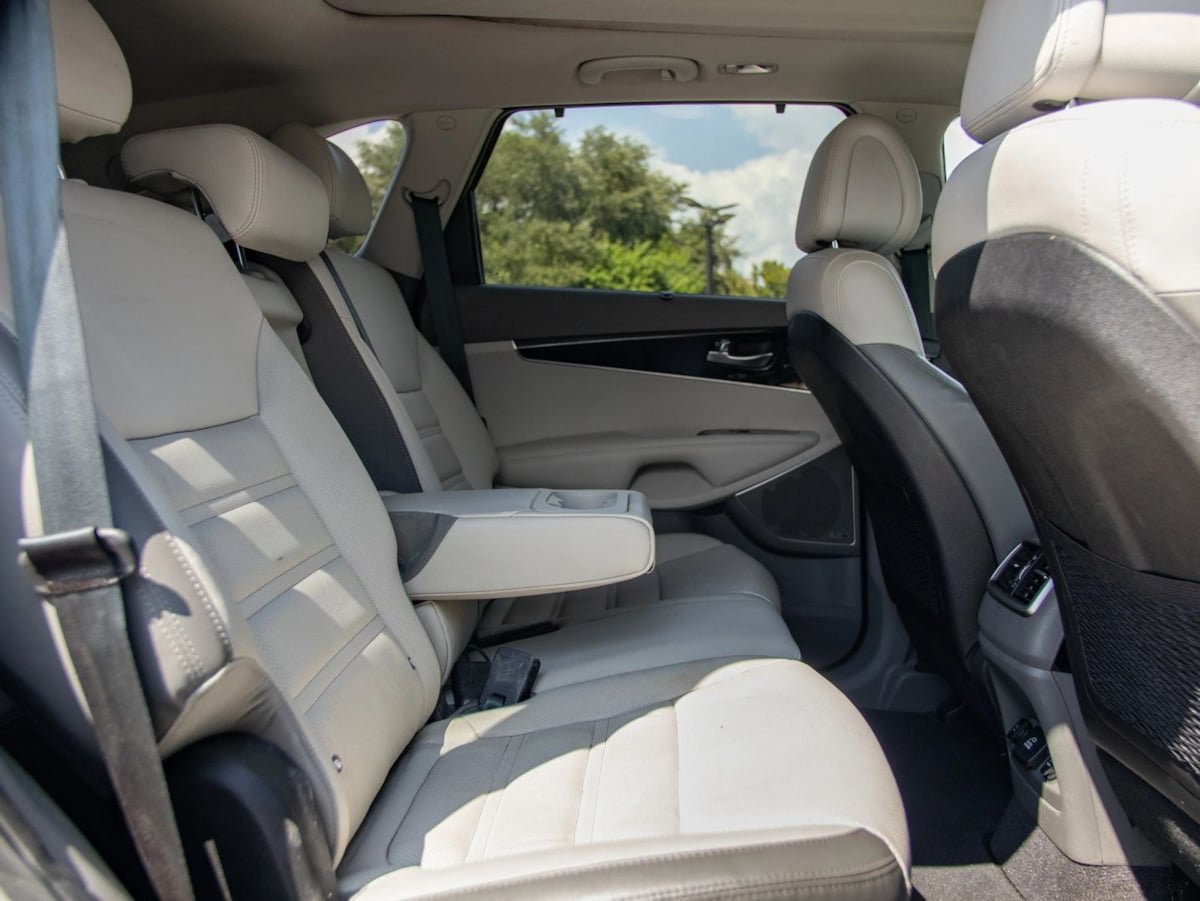 Used 2016 Kia Sorento SX FWD image 20