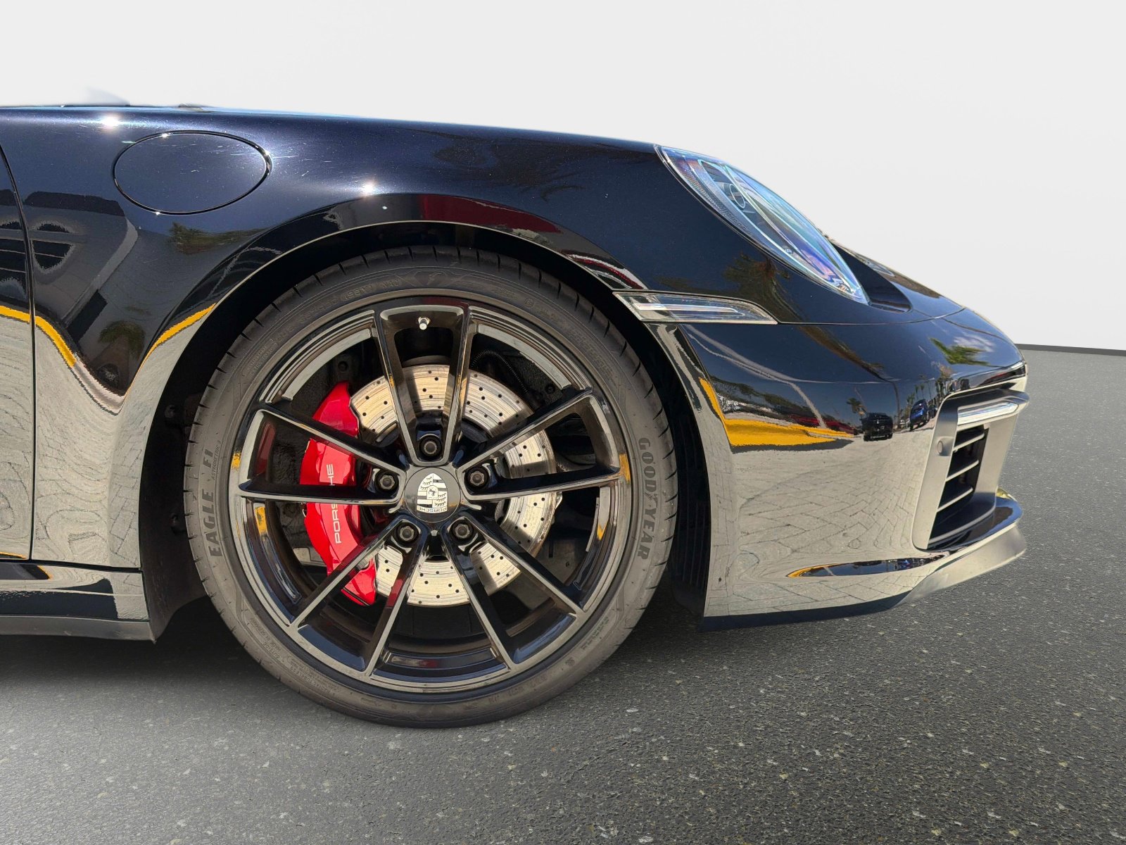 Used 2020 Porsche 911 Carrera 4S image 22