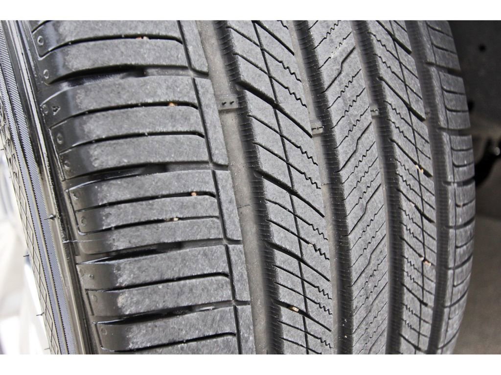 Used 2022 Ford Expedition Platinum image 32