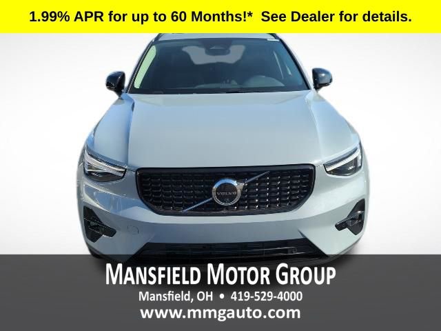 New 2026 Volvo XC40 B5 Plus w/ Protection Package Premier AWD/4WD image 9