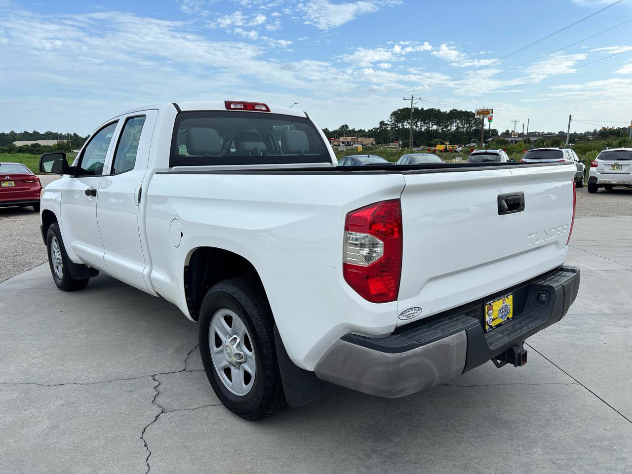 Used 2016 Toyota Tundra SR w/ Tow Package RWD image 7