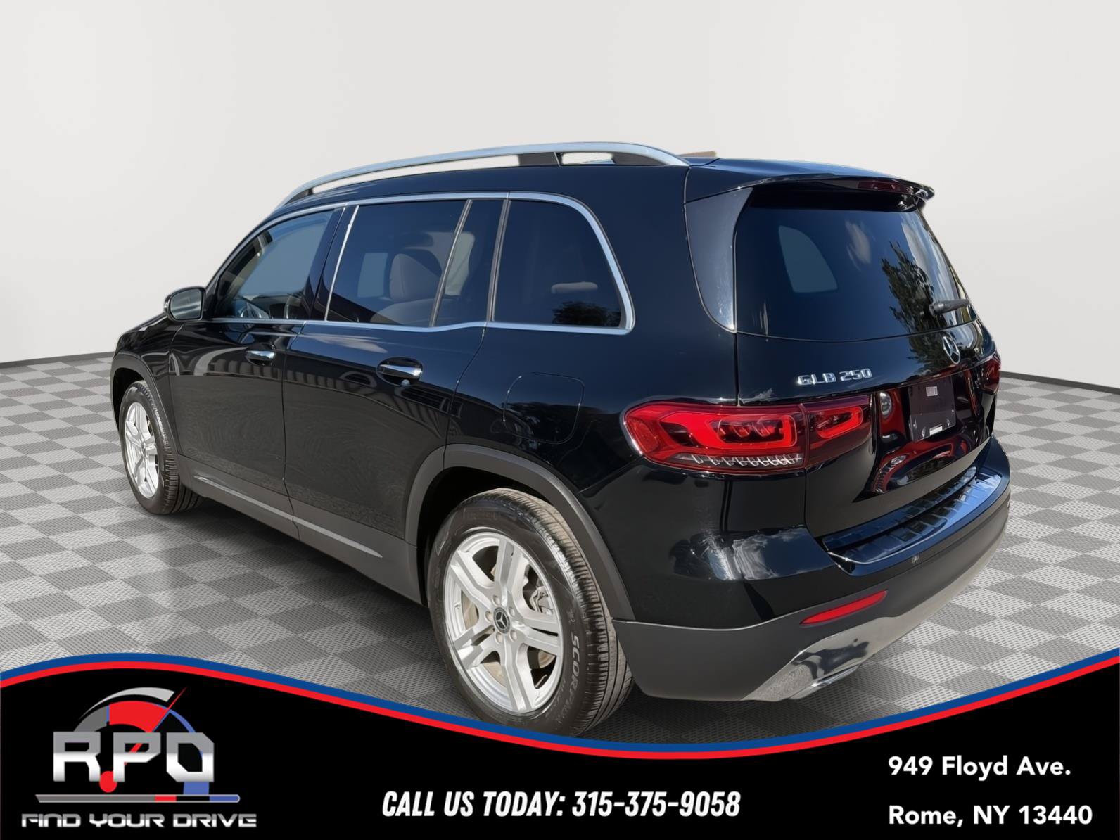 Used 2020 Mercedes-Benz GLB 250 4MATIC image 3
