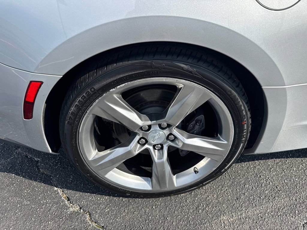 Used 2017 Chevrolet Camaro SS image 16