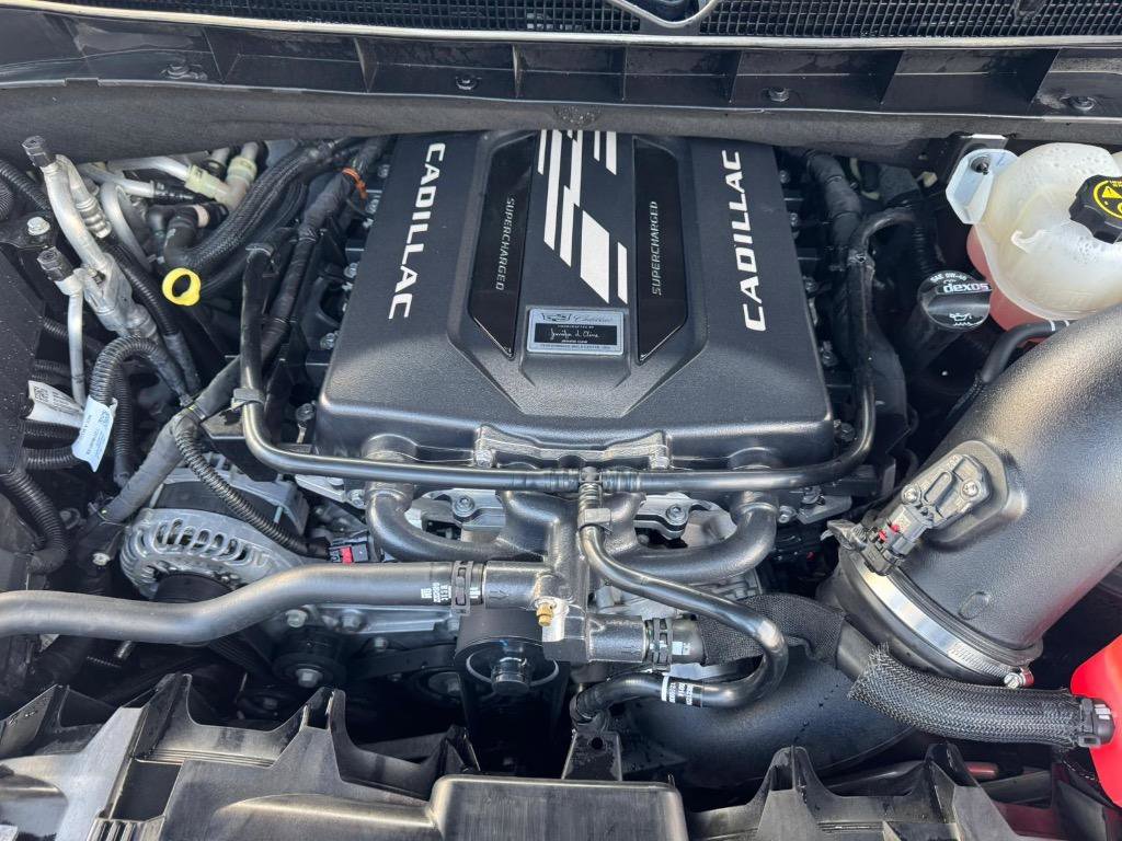 Used 2023 Cadillac Escalade ESV V image 48