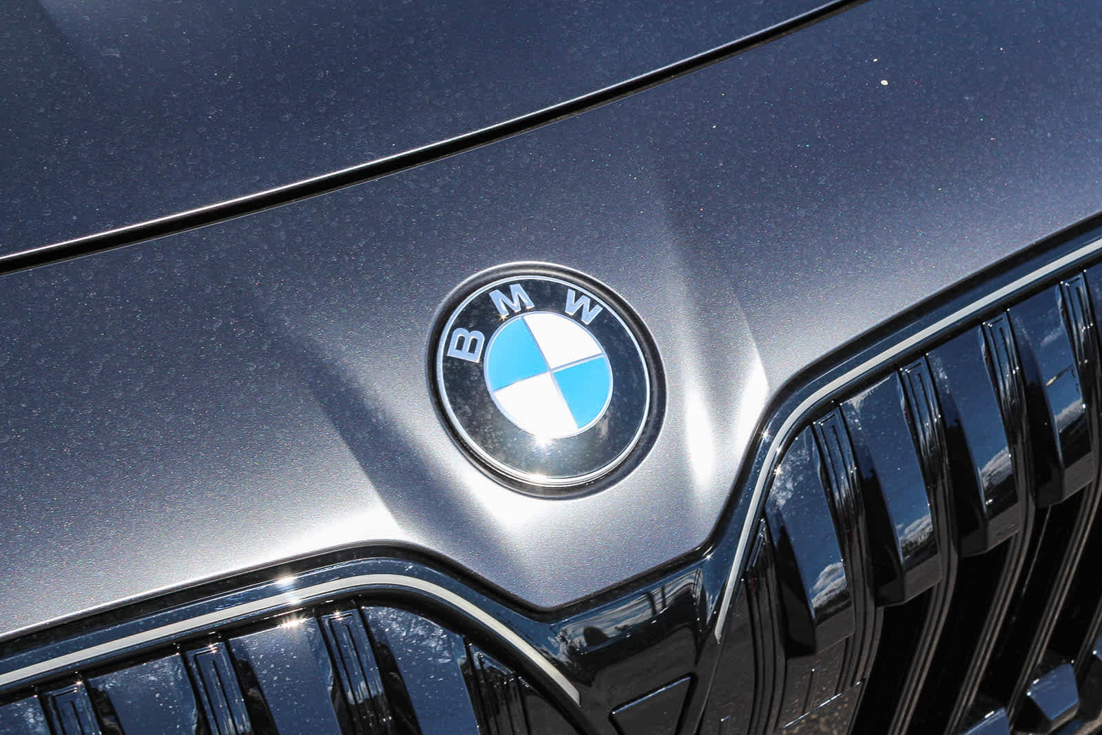 New 2026 BMW 740i w/ Premium Package image 11