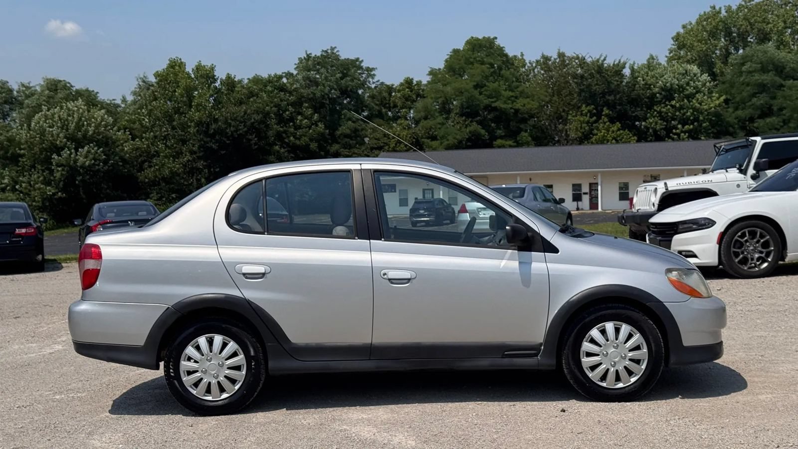 Used 2000 Toyota Echo Sedan FWD image 9