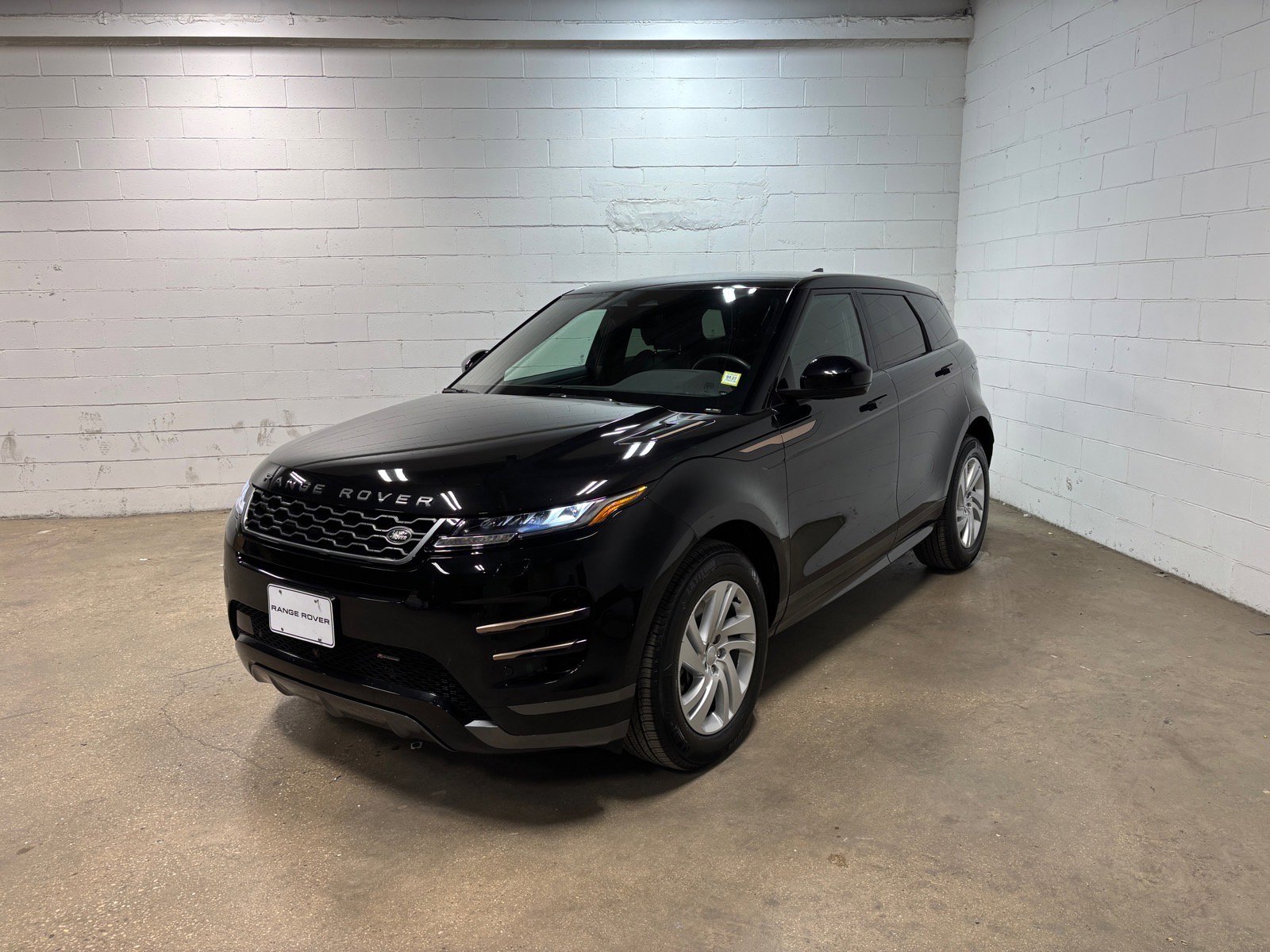 Used 2023 Land Rover Range Rover Evoque R-Dynamic S AWD/4WD image 1