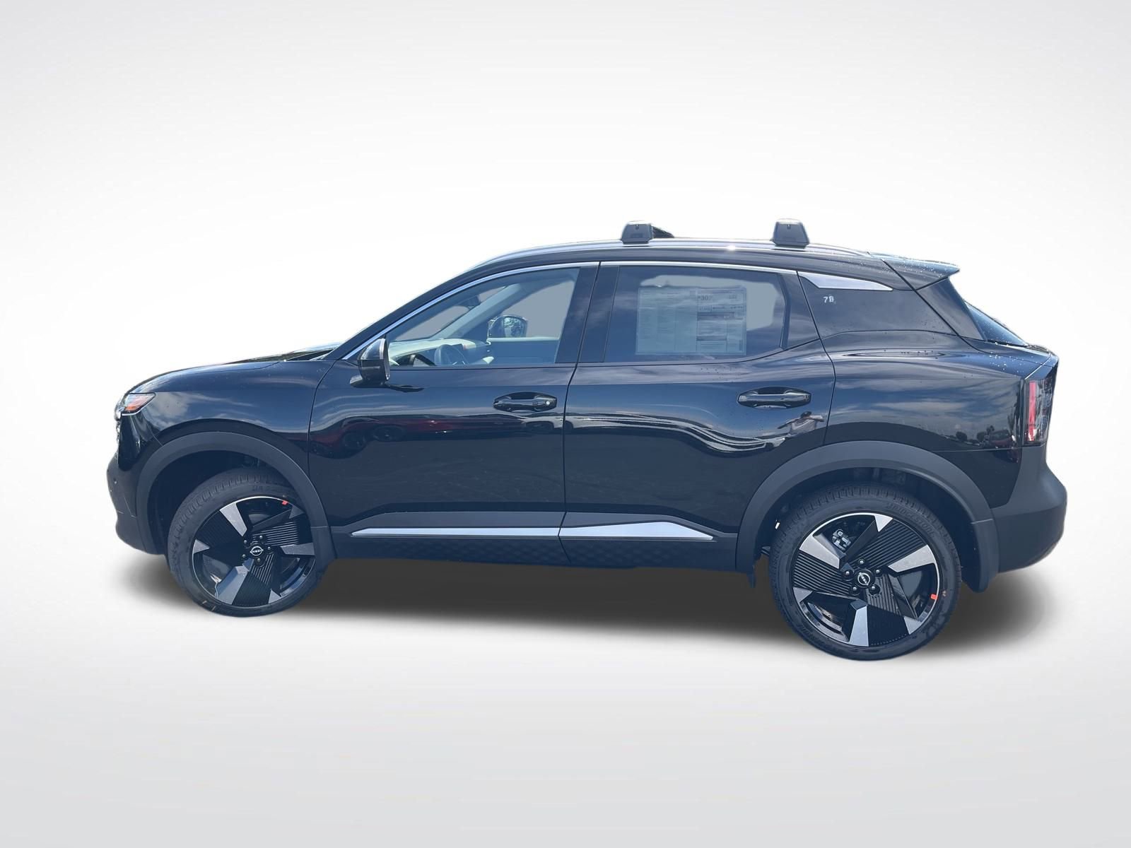 New 2026 Nissan Kicks SR w/ Cold Weather Package image 6