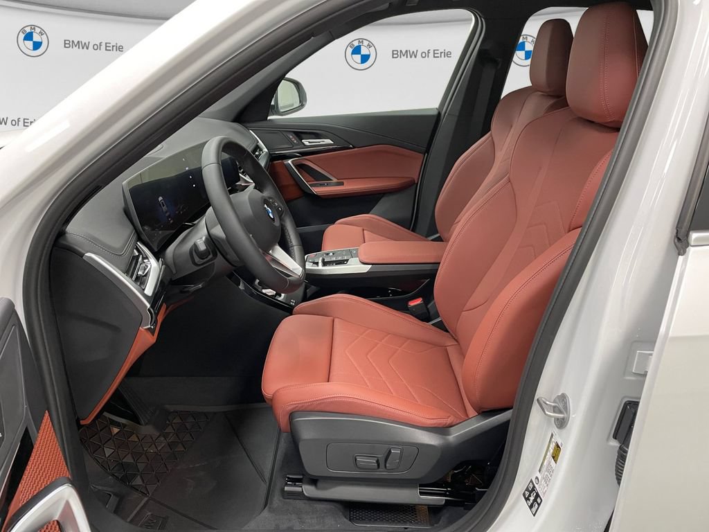 New 2026 BMW X1 xDrive28i w/ Technology Package AWD/4WD image 7