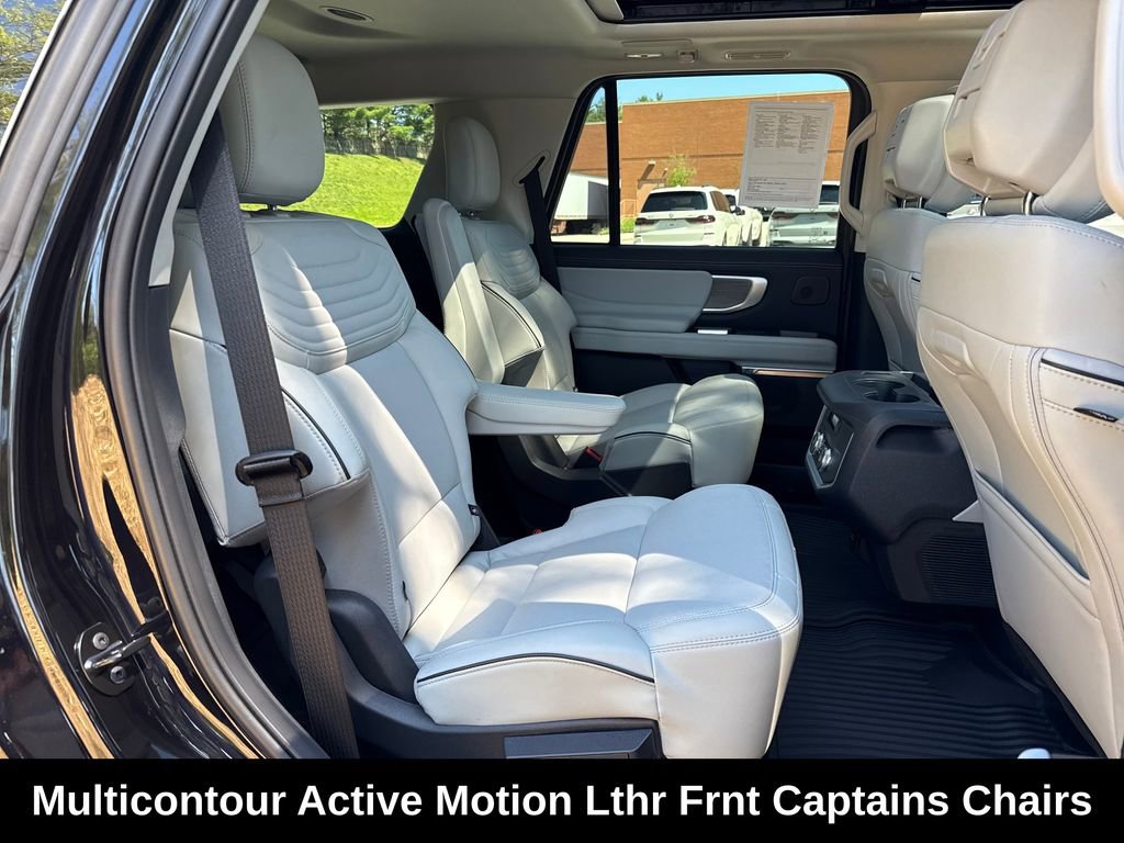 Used 2026 Ford Expedition Platinum w/ Platinum Ultimate Package AWD/4WD image 33