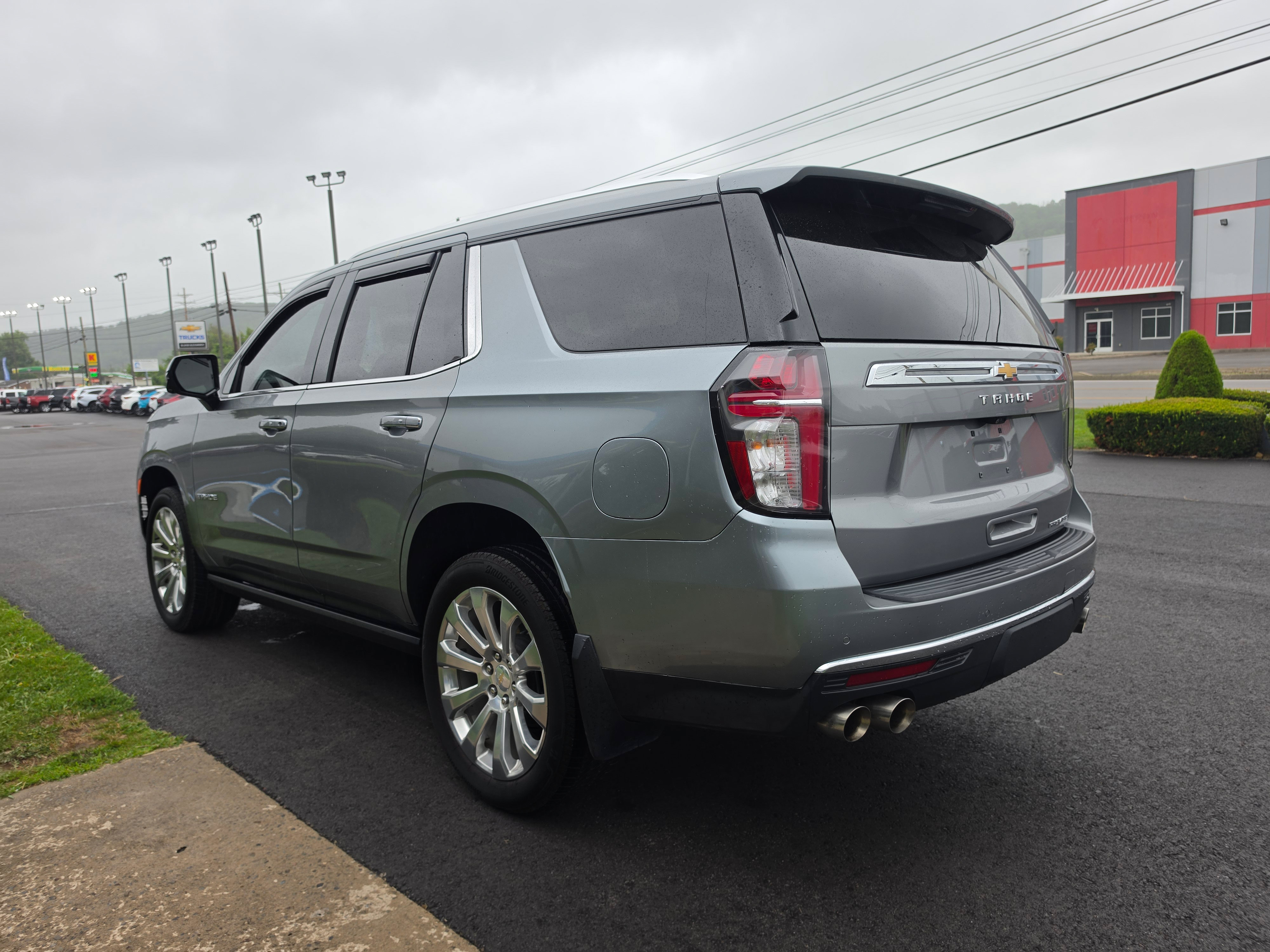 Used 2023 Chevrolet Tahoe Premier AWD/4WD image 6