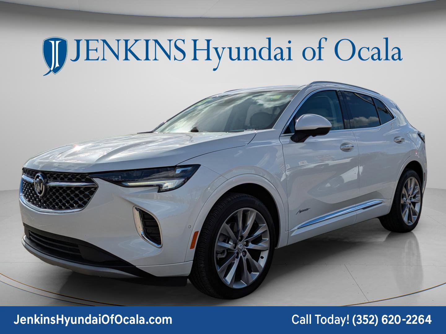 Used 2023 Buick Envision Avenir image 9