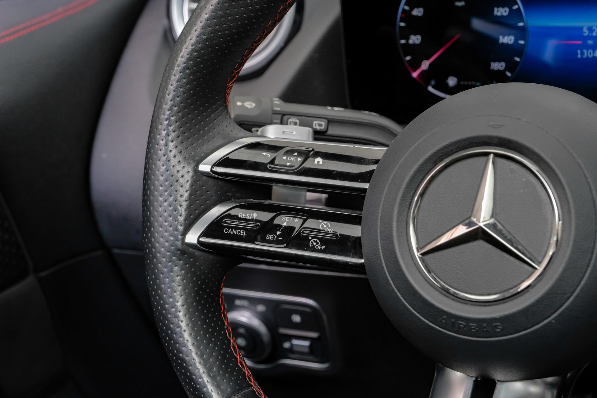 Used 2024 Mercedes-Benz GLA 250 image 21