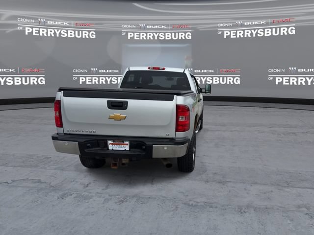 Used 2012 Chevrolet Silverado 2500 LT w/ Interior Plus Package AWD/4WD image 7