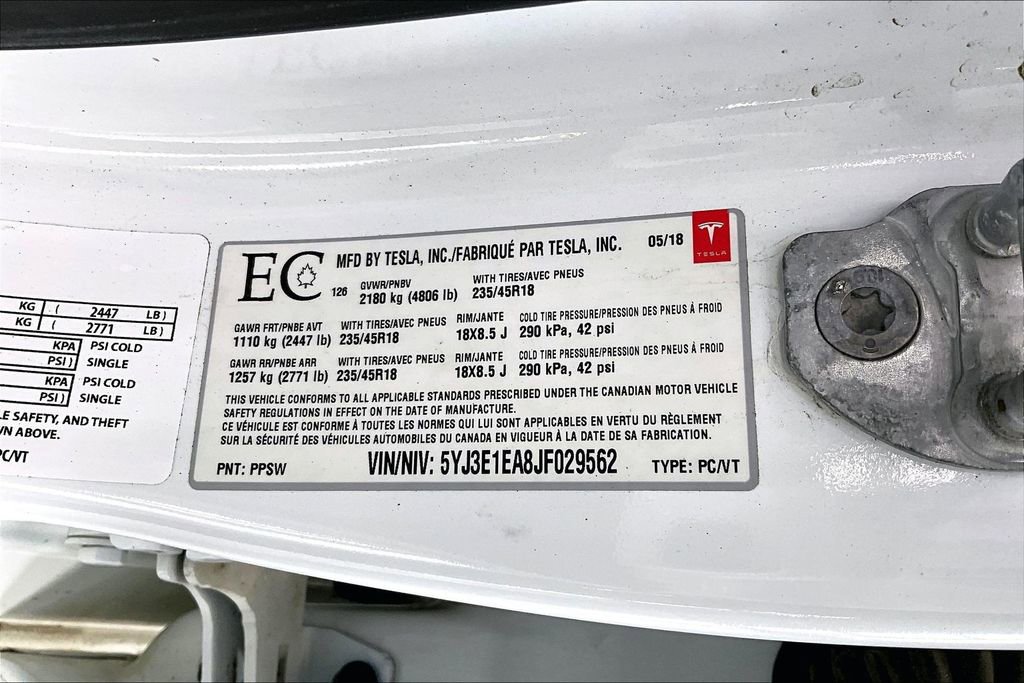 Used 2018 Tesla Model 3 Long Range image 17