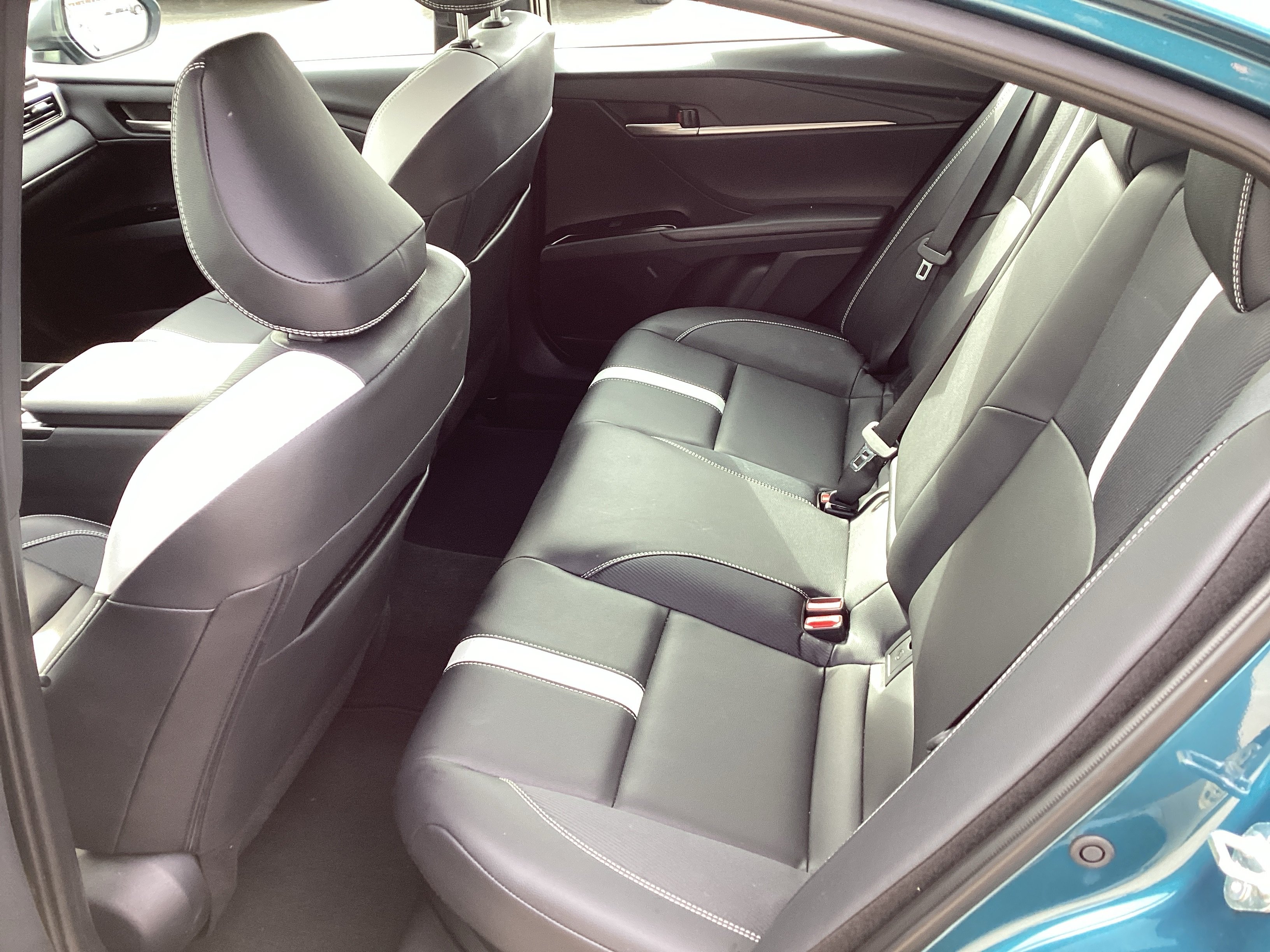 Used 2026 Toyota Camry SE w/ Multimedia Upgrade Package FWD image 12