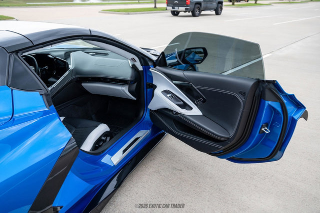 Used 2024 Chevrolet Corvette Stingray Premium Conv w/ Stealth Interior Trim Package RWD image 68