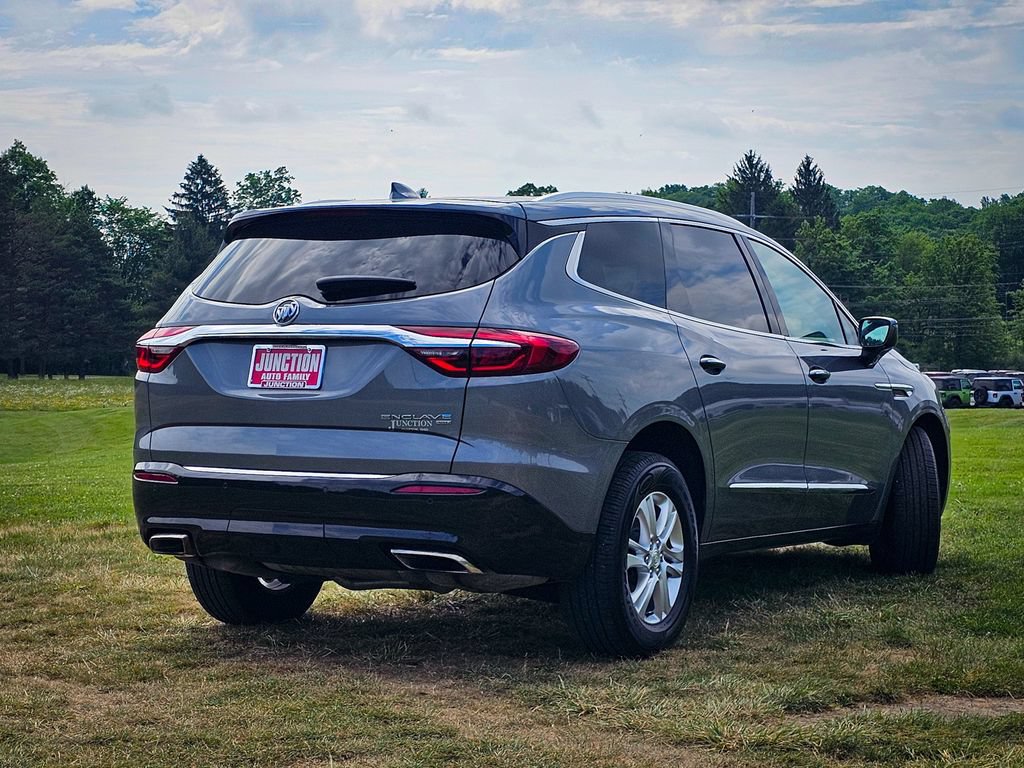 Used 2019 Buick Enclave Essence w/ LPO, Cargo Package AWD/4WD image 3