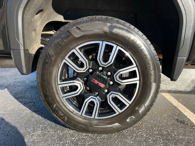 Used 2023 GMC Sierra 2500 AT4 w/ AT4 Premium Plus Package image 8