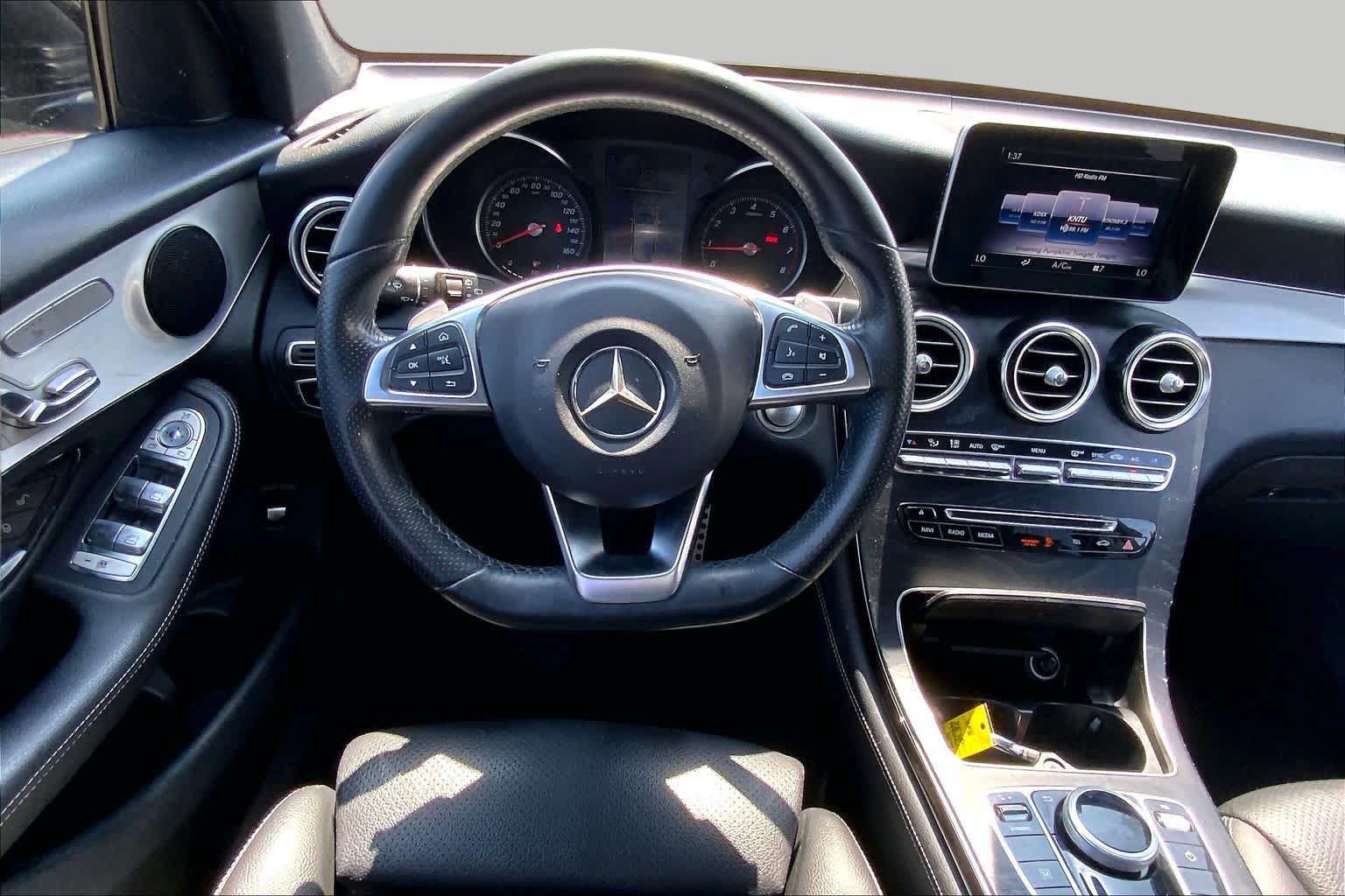 Used 2019 Mercedes-Benz GLC 300 image 6