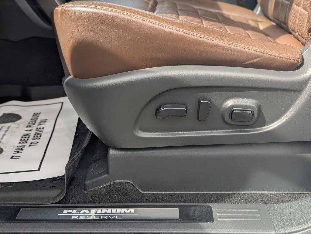Used 2023 Nissan Titan Platinum Reserve w/ Moonroof Package image 22