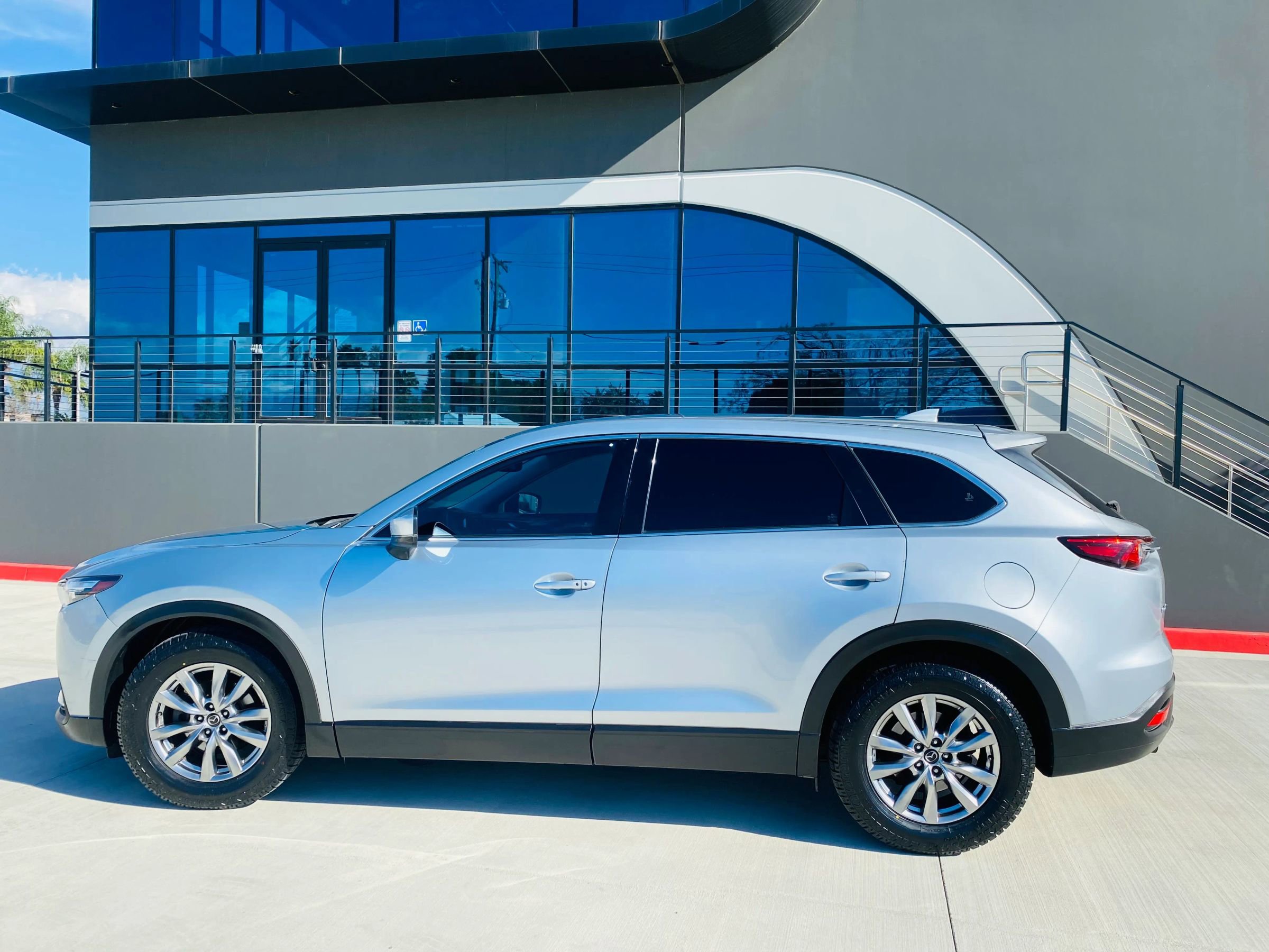 Used 2016 MAZDA CX-9 Touring FWD image 7