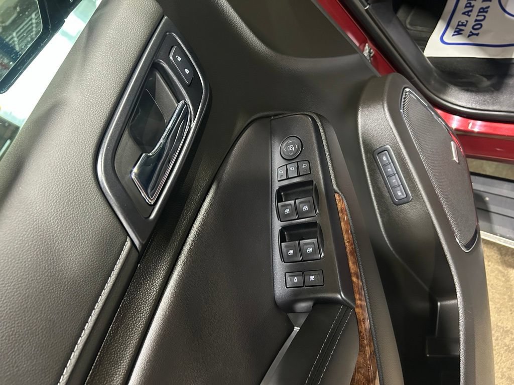 Used 2019 Chevrolet Tahoe Premier AWD/4WD image 16