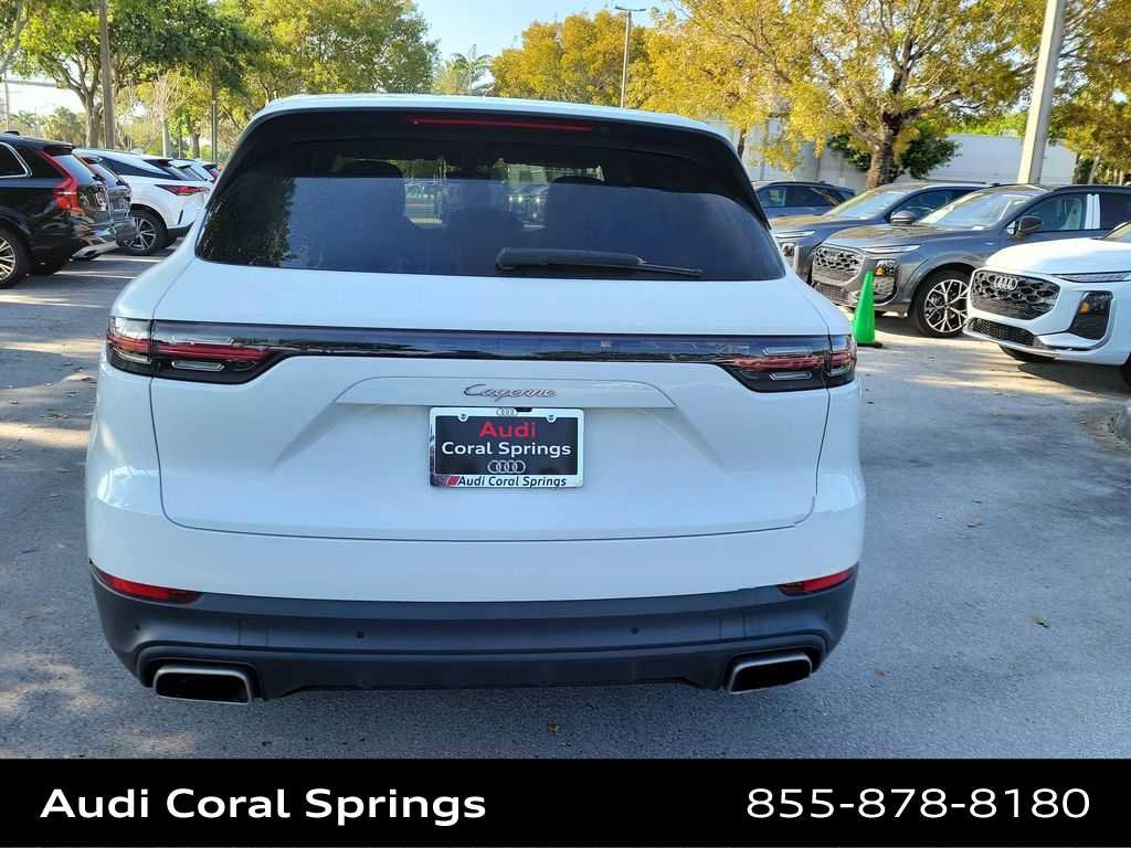 Used 2021 Porsche Cayenne image 7