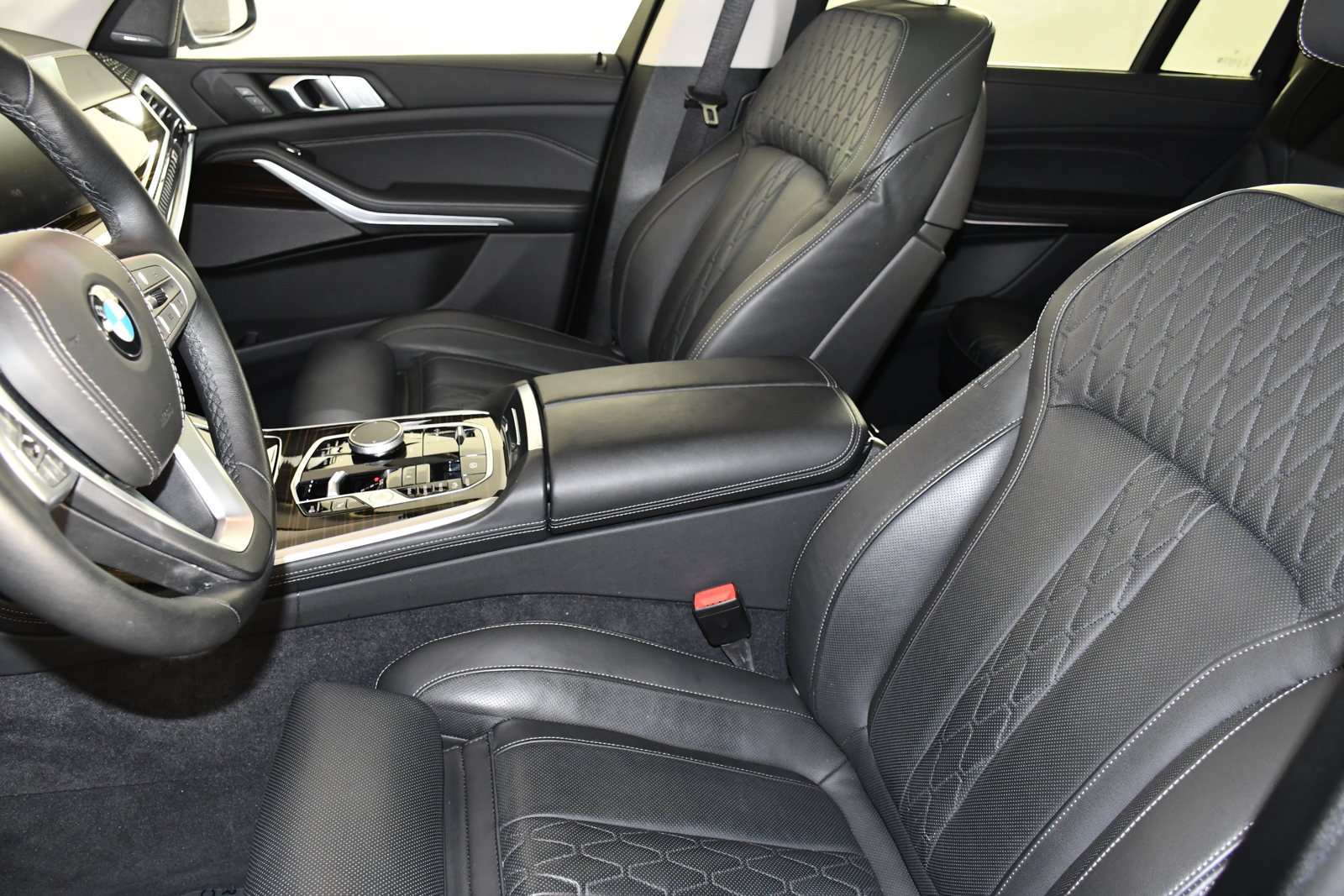 Used 2026 BMW X7 xDrive40i AWD/4WD image 37