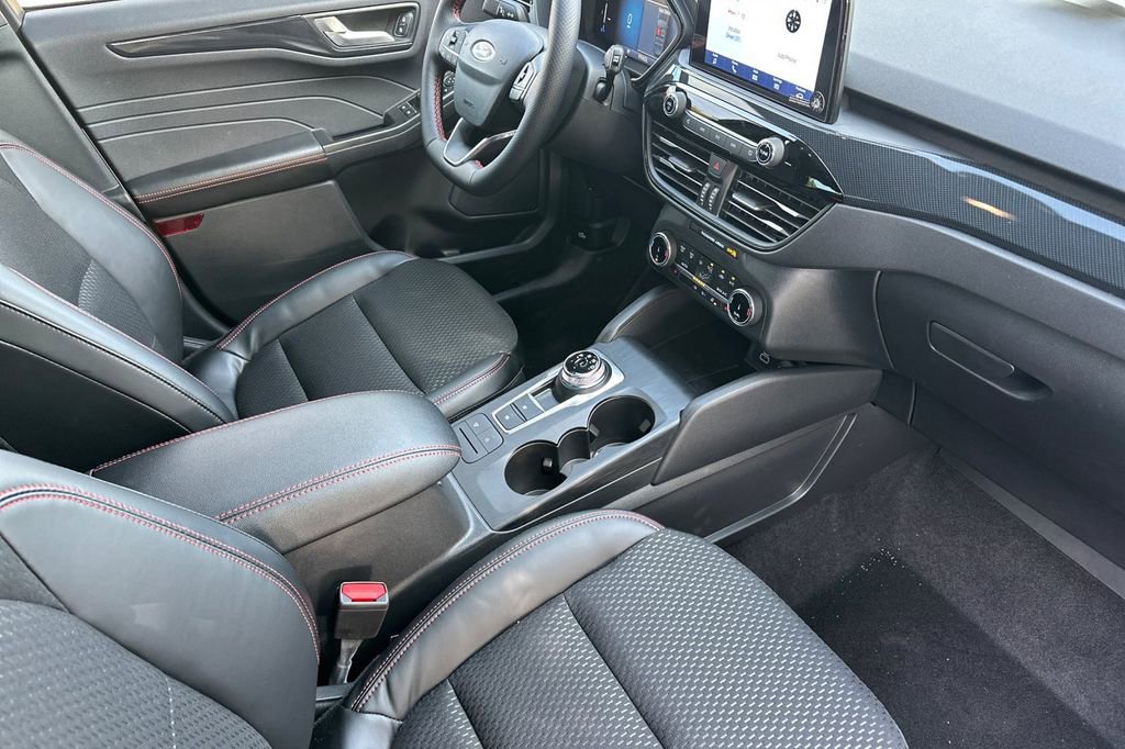 New 2025 Ford Escape ST-Line Select AWD/4WD image 13