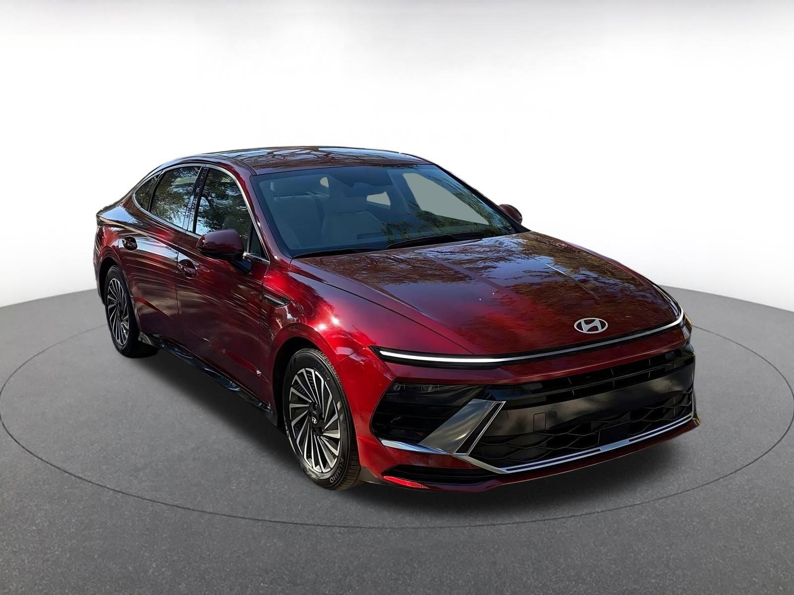 Used 2025 Hyundai Sonata SEL image 1