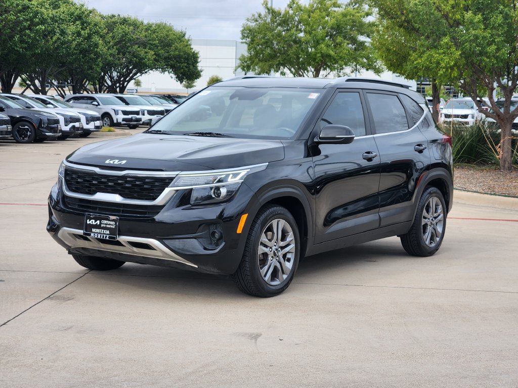 Certified 2022 Kia Seltos S FWD image 2