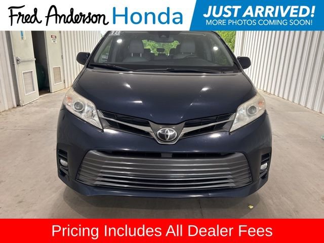 Used 2018 Toyota Sienna XLE FWD image 25
