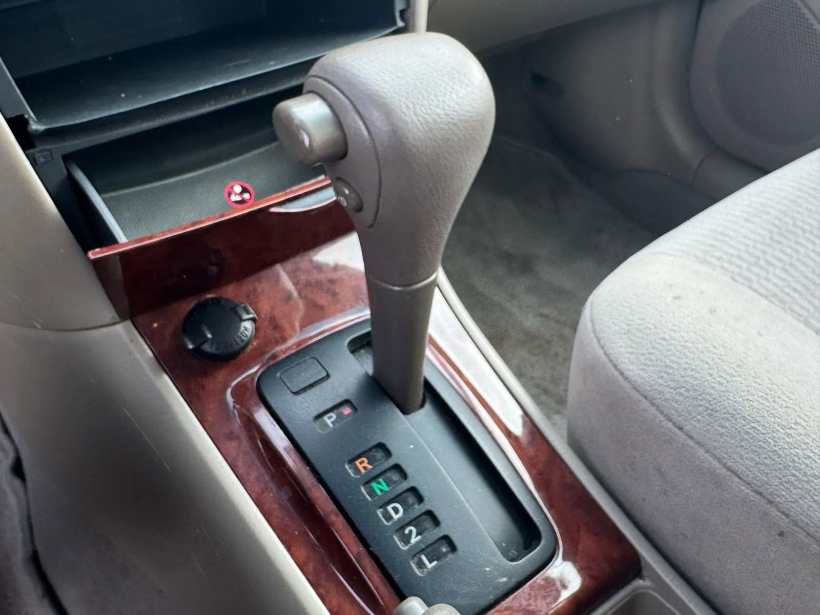 Used 2005 Toyota Corolla LE image 13