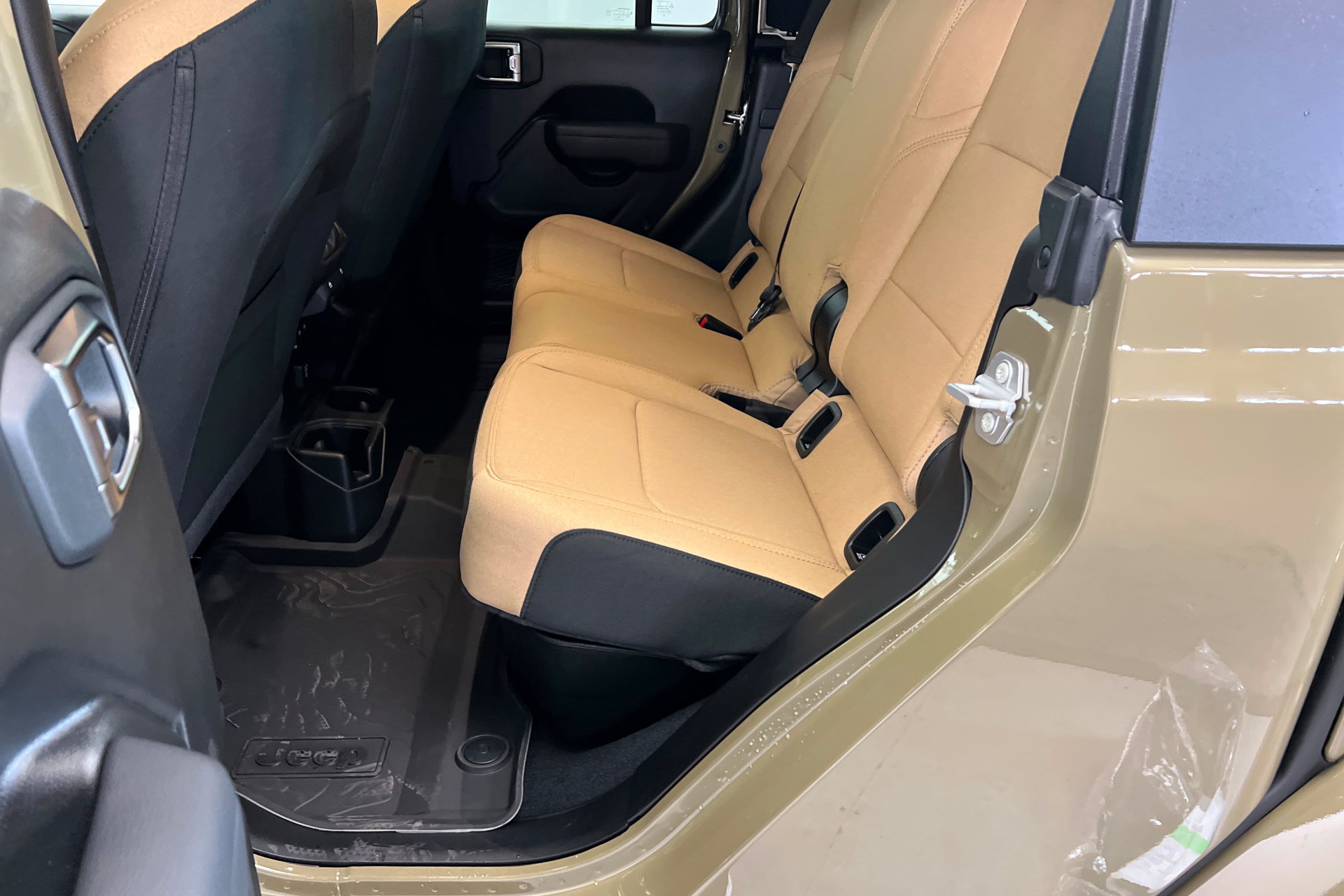 New 2026 Jeep Gladiator Willys AWD/4WD image 21