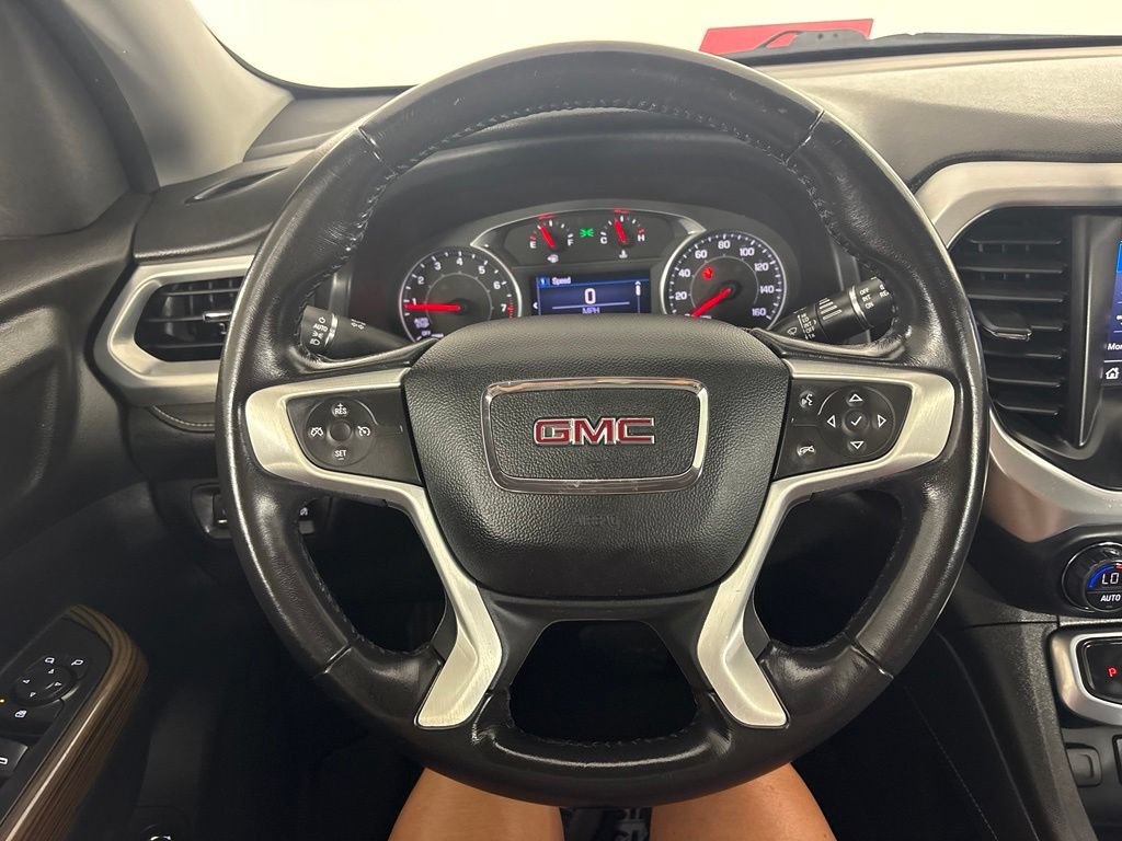 Used 2020 GMC Acadia SLE w/ Driver Convenience Package FWD image 22