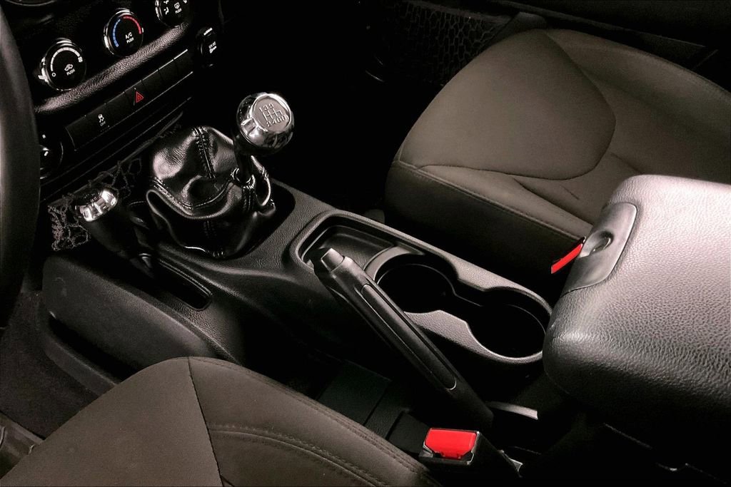 Used 2017 Jeep Wrangler Unlimited Sport w/ Quick Order Package 23S image 17