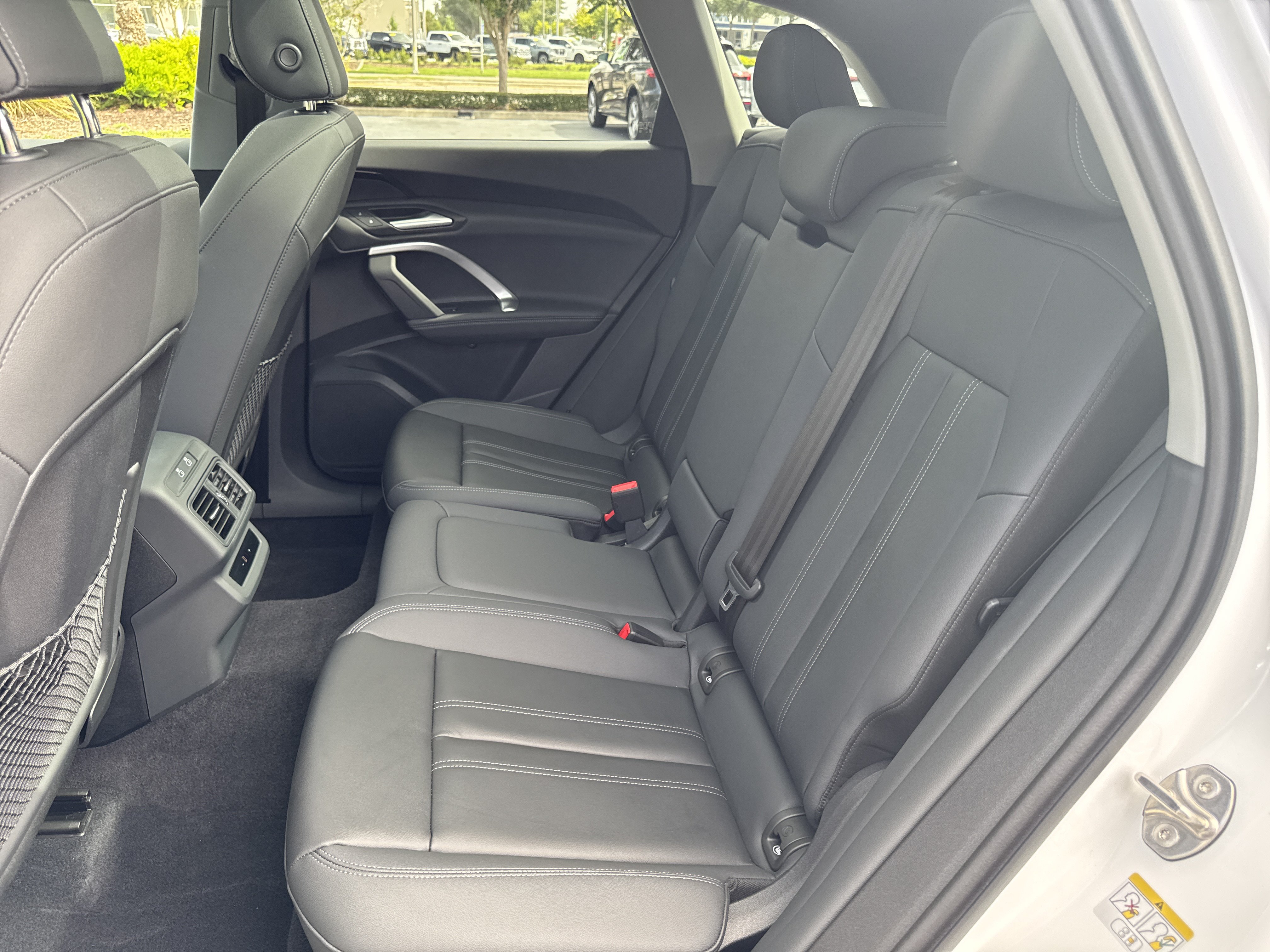 Certified 2025 Audi Q5 Premium w/ Convenience Package AWD/4WD image 18
