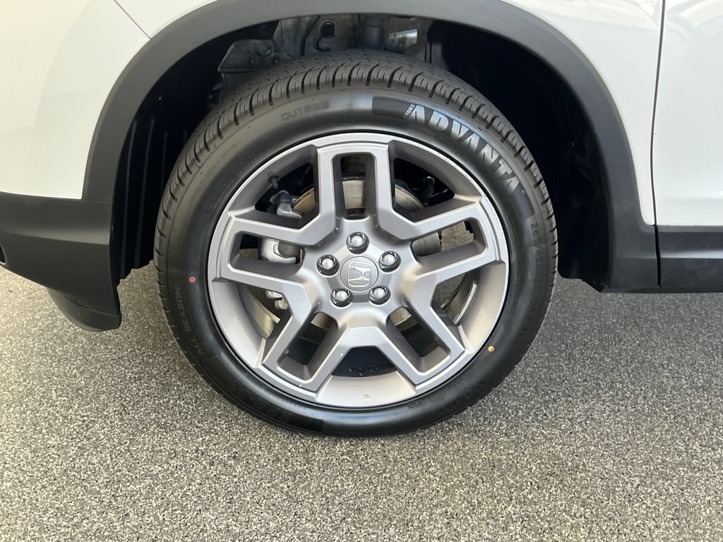 Used 2023 Honda Passport EX-L image 28