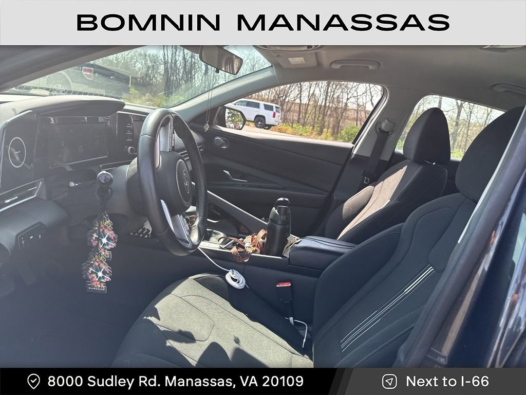 Used 2022 Hyundai Elantra SEL w/ Convenience Package image 5