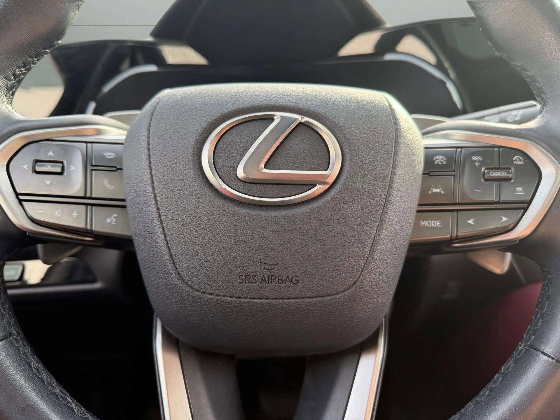 Used 2023 Lexus NX 350 350h Base image 39
