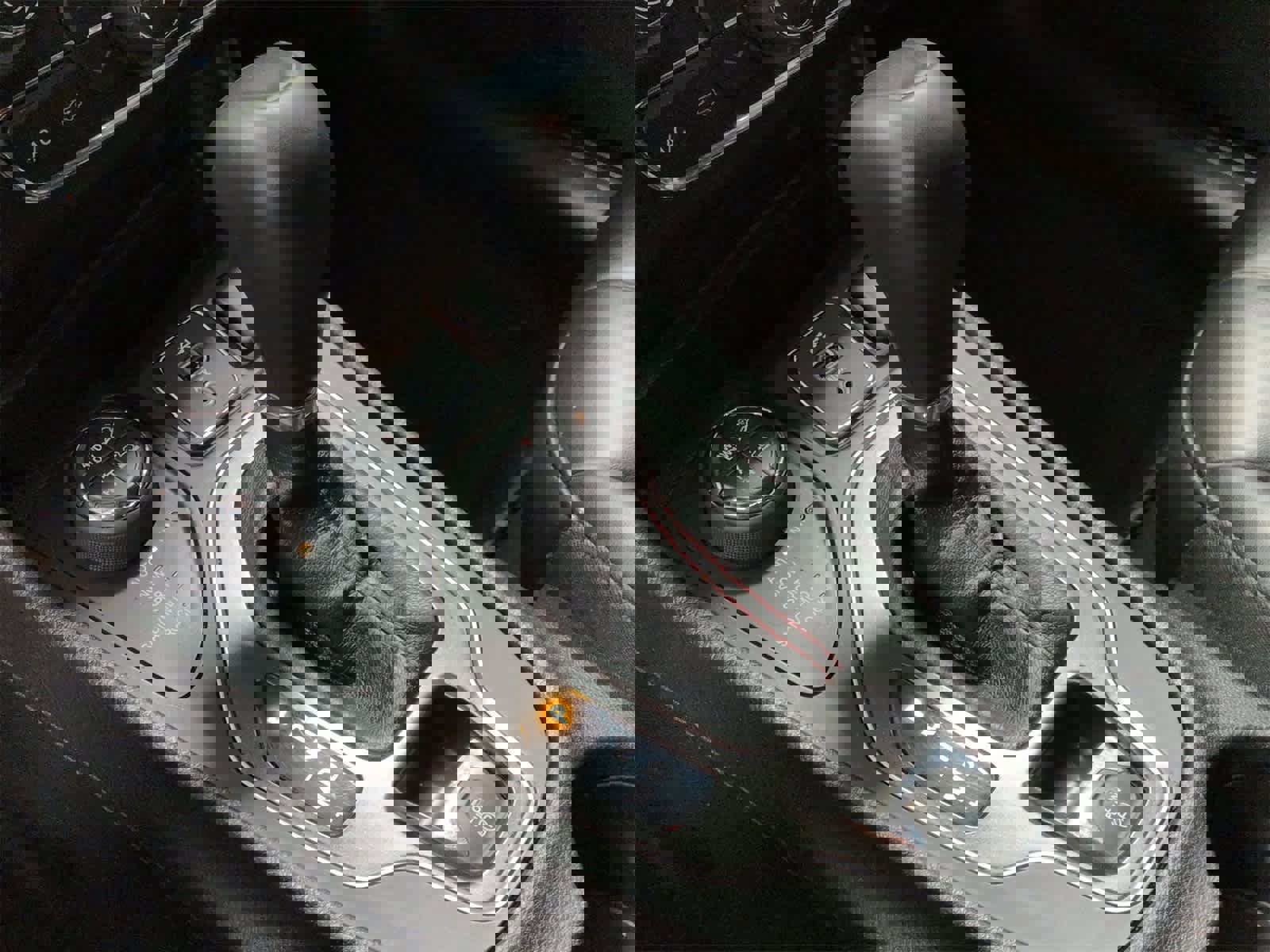 Certified 2019 Jeep Cherokee Trailhawk w/ Cold Weather Group image 32