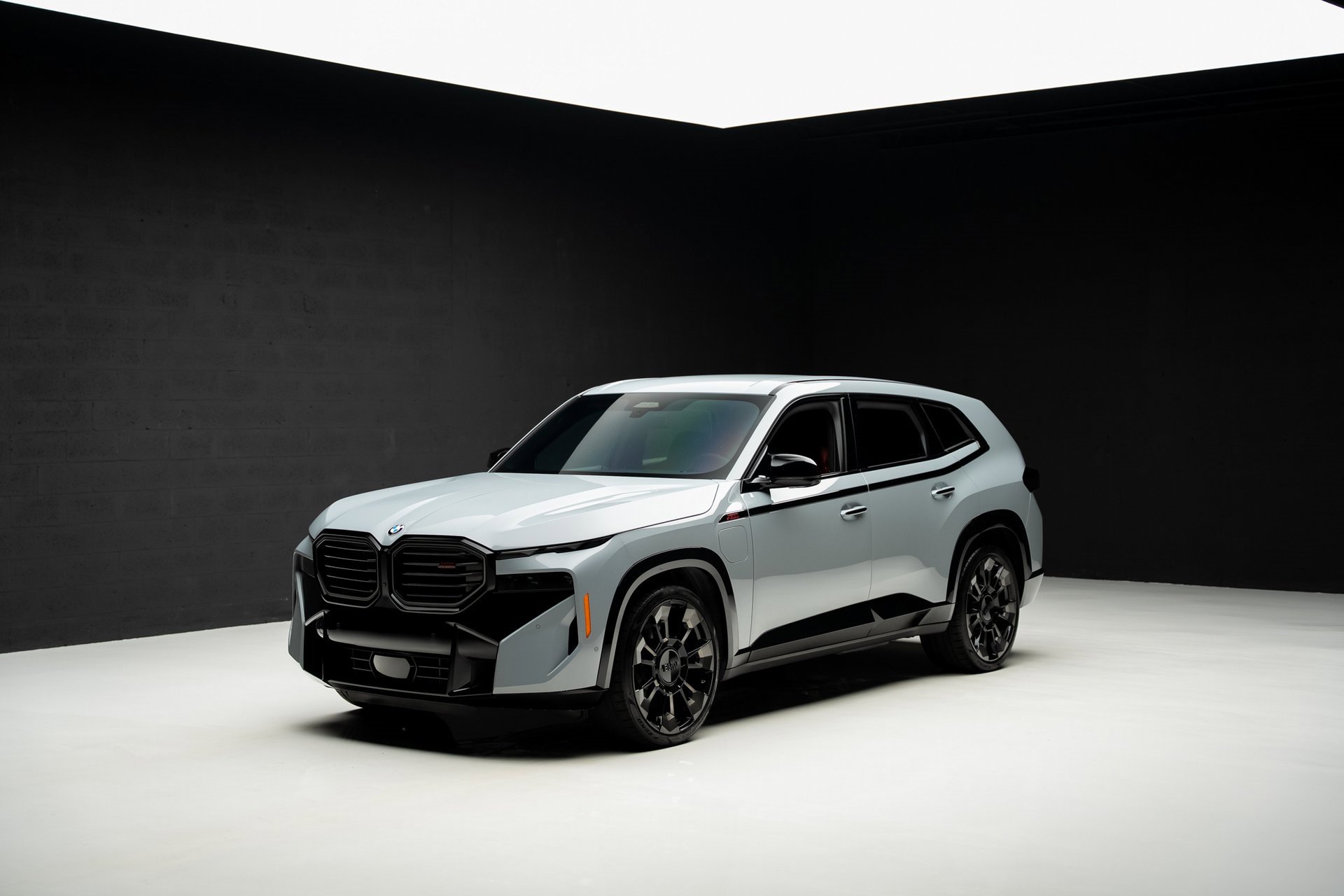 Used 2024 BMW XM Label Red image 4