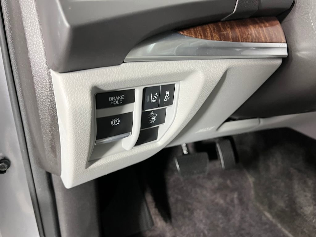 Used 2017 Acura MDX SH-AWD w/ Technology Package image 27