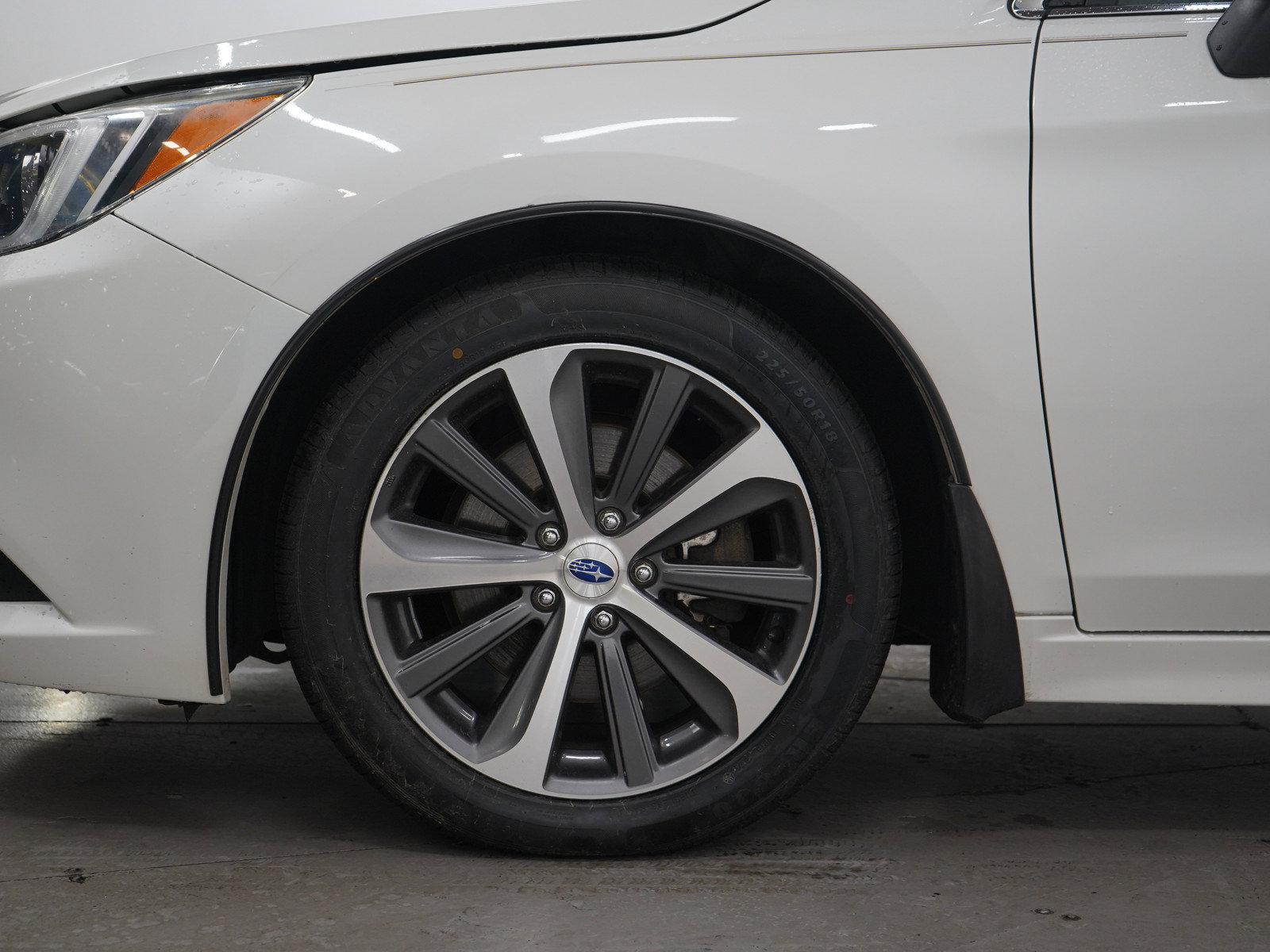 Used 2016 Subaru Legacy 3.6R Limited AWD/4WD image 28
