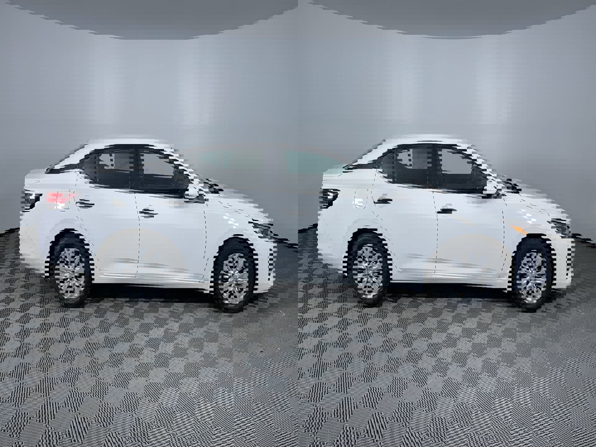 New 2025 Nissan Sentra S image 10