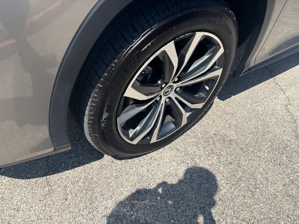 Certified 2022 Lexus RX 350 FWD w/ Premium Package image 9