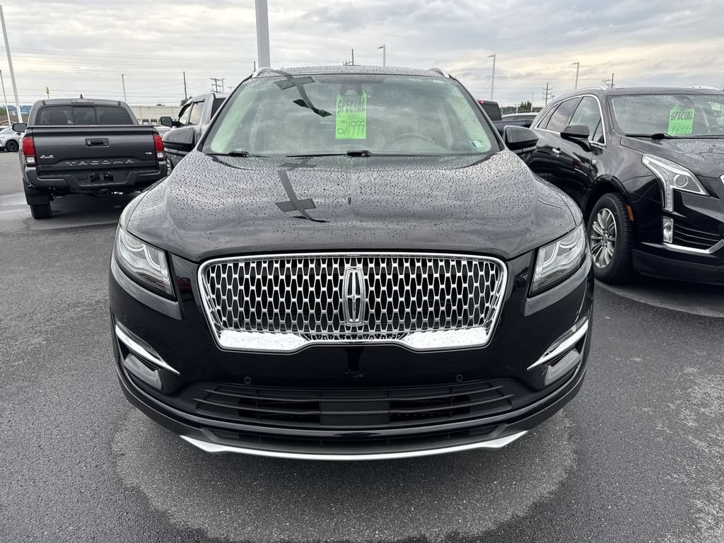 Used 2019 Lincoln MKC Reserve AWD/4WD image 3