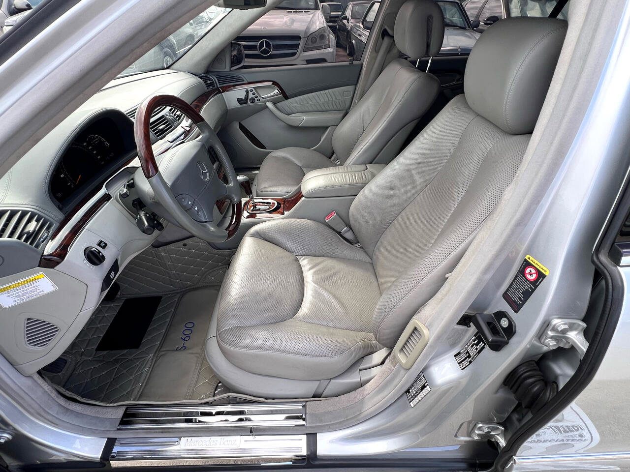 Used 2005 Mercedes-Benz S 600 image 16